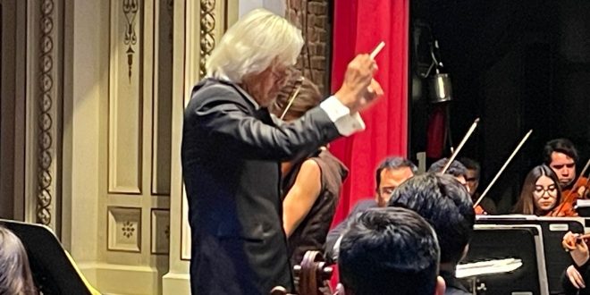 Magistral concierto de temporada ofreció la Orquesta de Cámara del Estado de Zacatecas, en el Teatro Fernando Calderón