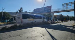 Liberan laterales del bulevar tras acuerdo entre la Secretaría de Educación y estudiantes de la Normal Rural Matías Ramos