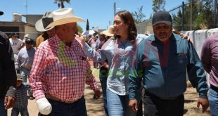 Refuerza Verónica Díaz cercanía territorial en Jerez con asamblea informativa y promoción de reformas sociales
