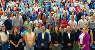 Con conferencias y talleres, celebran docentes Día del Trabajador del Cecytez