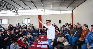 Vamos a devolverle la dignidad a Zacatecas: Rodrigo Reyes al registrarse para la coordinación municipal de la Defensa de la 4T