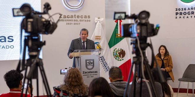 Celebra Gobernador David Monreal consolidación del Festival Internacional de Teatro de Calle como el más importante del país